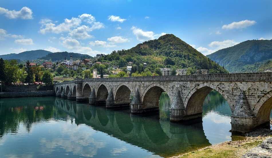 2018/02/images/tour_266/visegrad.jpg