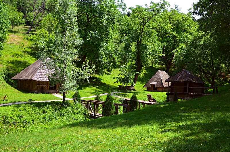 2019/09/images/tour_431/Fruska gora.jpg